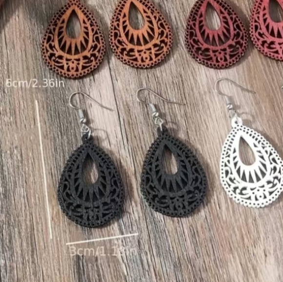NEW Boho Wood Teardrop Dangle Earrings - Picture 10 of 10